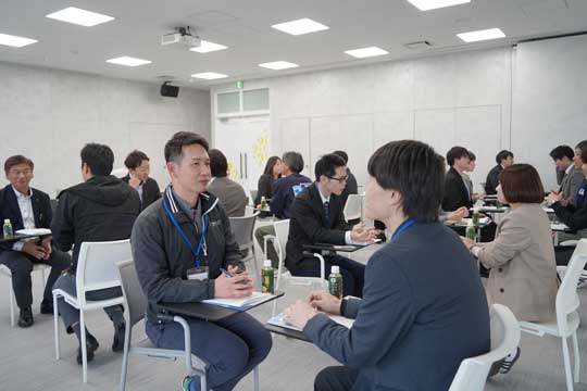 お取引先企業様向けに、対話力とビジネスマナーを学ぶ研修を開催しま